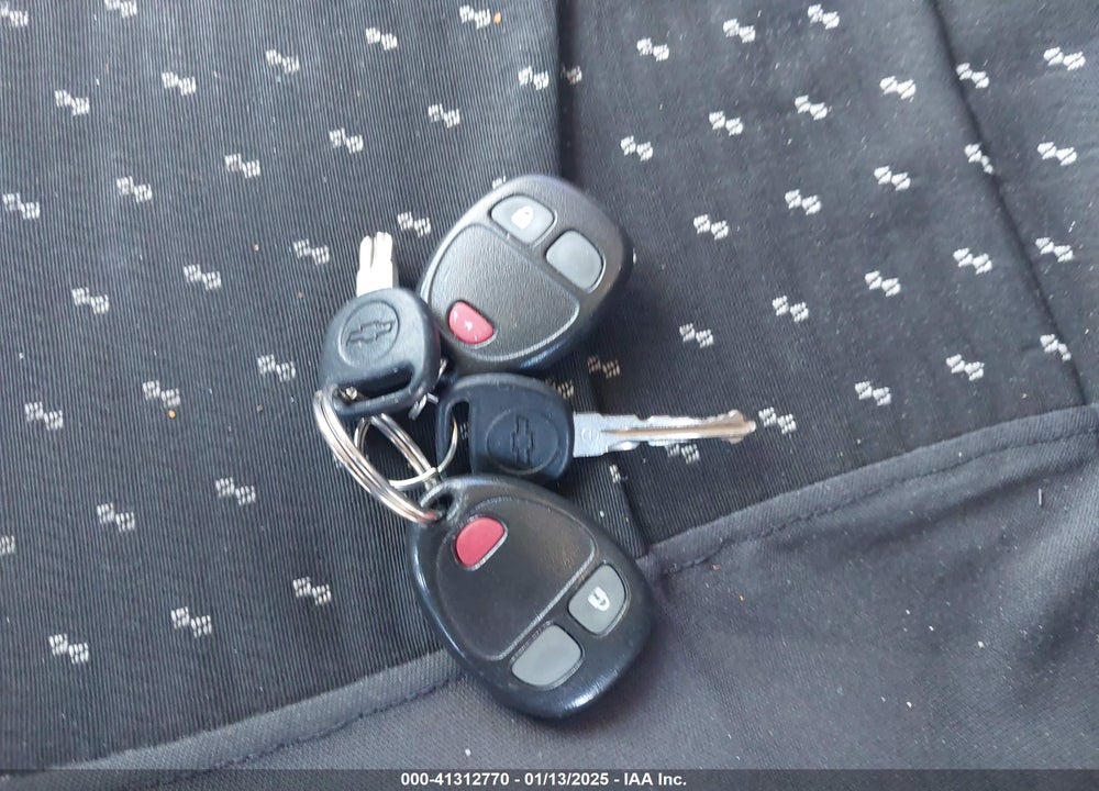 2007 CHEVROLET EQUINOX LS VIN: 2CNDL13F576112157