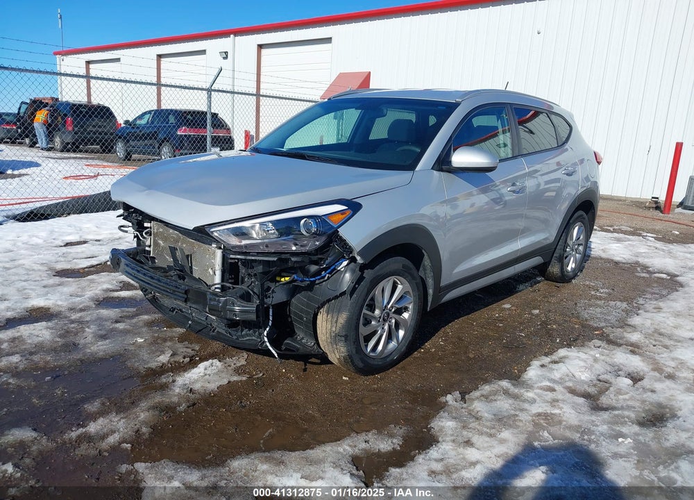 2017 HYUNDAI TUCSON SE VIN: KM8J33A44HU567715