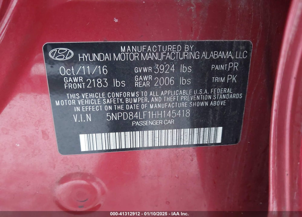 2017 HYUNDAI ELANTRA VIN: 5NPD84LF1HH145418