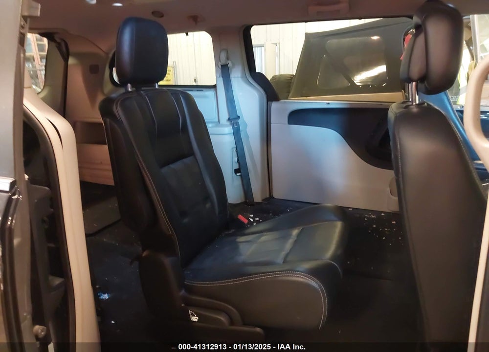2013 CHRYSLER TOWN & COUNTRY TOURING-L VIN: 2C4RC1CG0DR510647