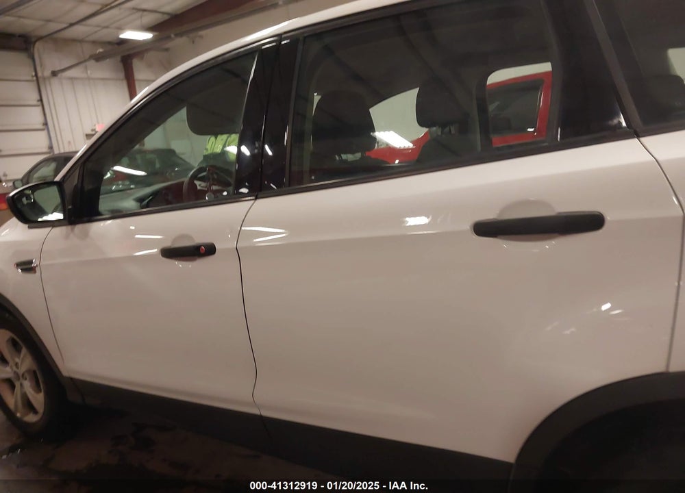 2016 FORD ESCAPE S VIN: 1FMCU0F71GUB97619