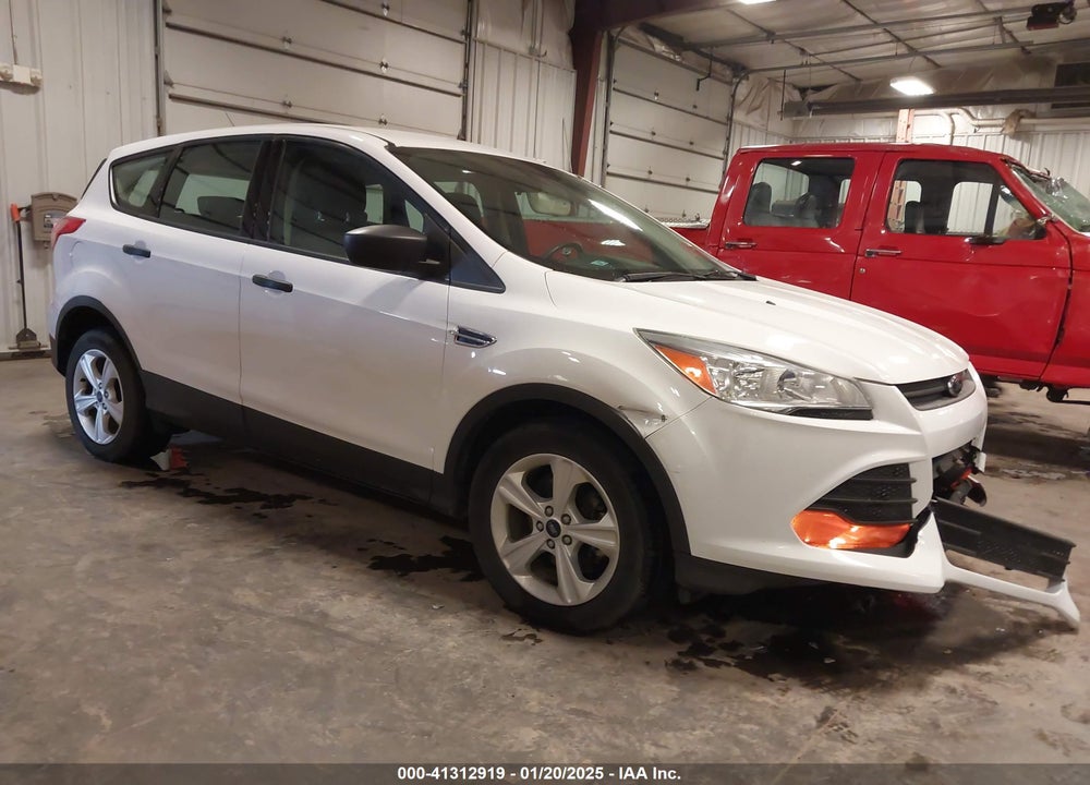 2016 FORD ESCAPE S VIN: 1FMCU0F71GUB97619