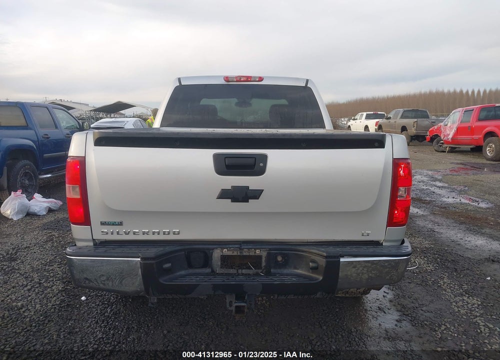 2011 CHEVROLET SILVERADO 1500 LT VIN: 3GCPKSE38BG242699