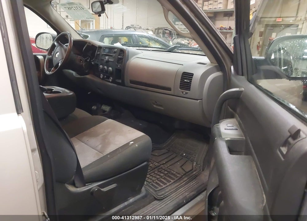 2009 CHEVROLET SILVERADO VIN: 3GCEK13C29G229526