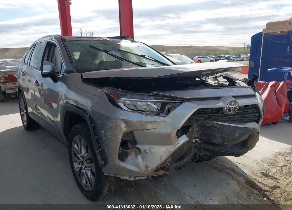 2021 TOYOTA RAV4 XLE PREMIUM VIN: 2T3A1RFV3MC161745