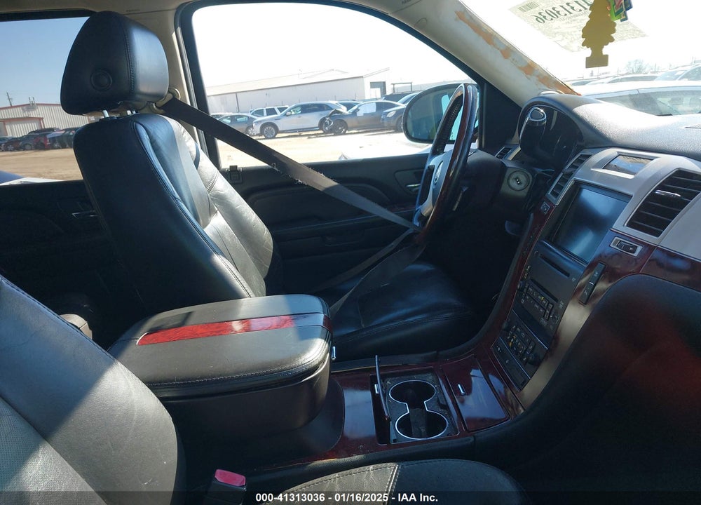 2007 CADILLAC ESCALADE STANDARD VIN: 1GYEC63887R260843
