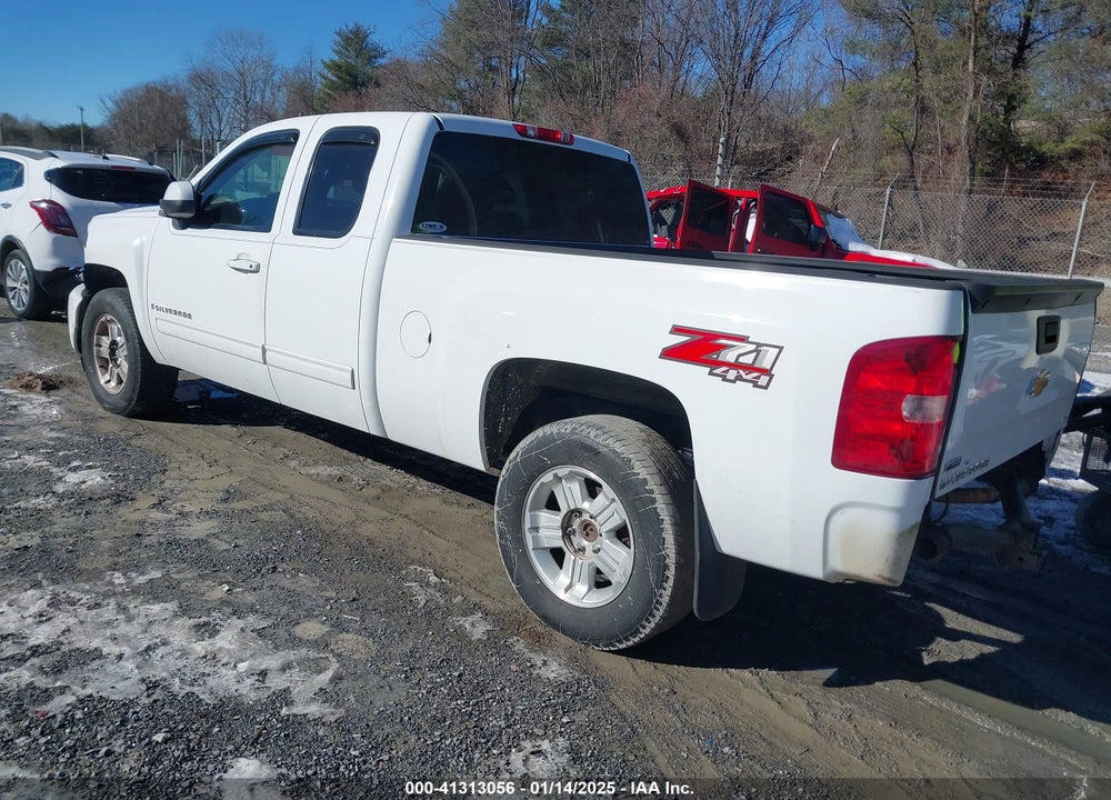 2009 CHEVROLET SILVERADO 1500 LT VIN: 1GCEK29079Z271998