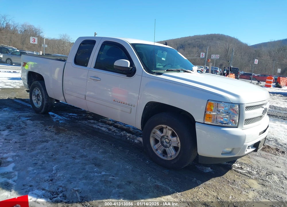 2009 CHEVROLET SILVERADO 1500 LT VIN: 1GCEK29079Z271998