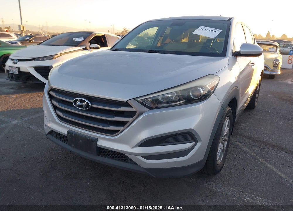 2016 HYUNDAI TUCSON SE VIN: KM8J23A46GU245675