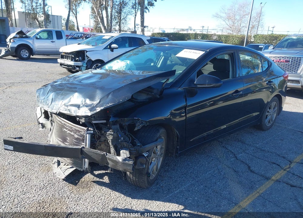 2018 HYUNDAI ELANTRA VIN: 5NPD84LF7JH273619