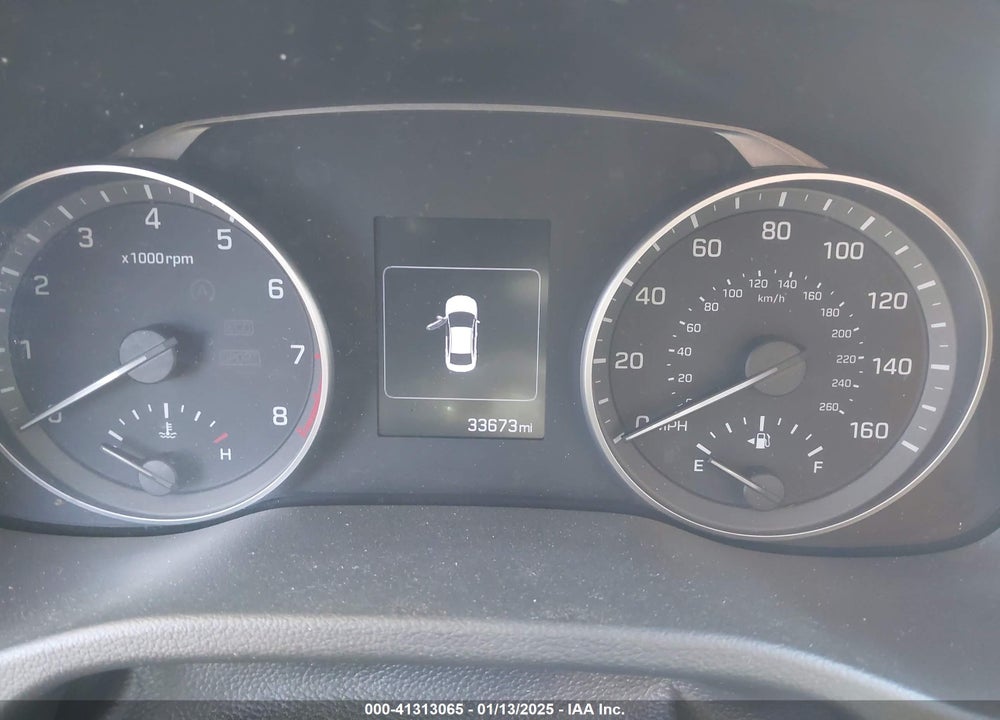 2018 HYUNDAI ELANTRA VIN: 5NPD84LF7JH273619