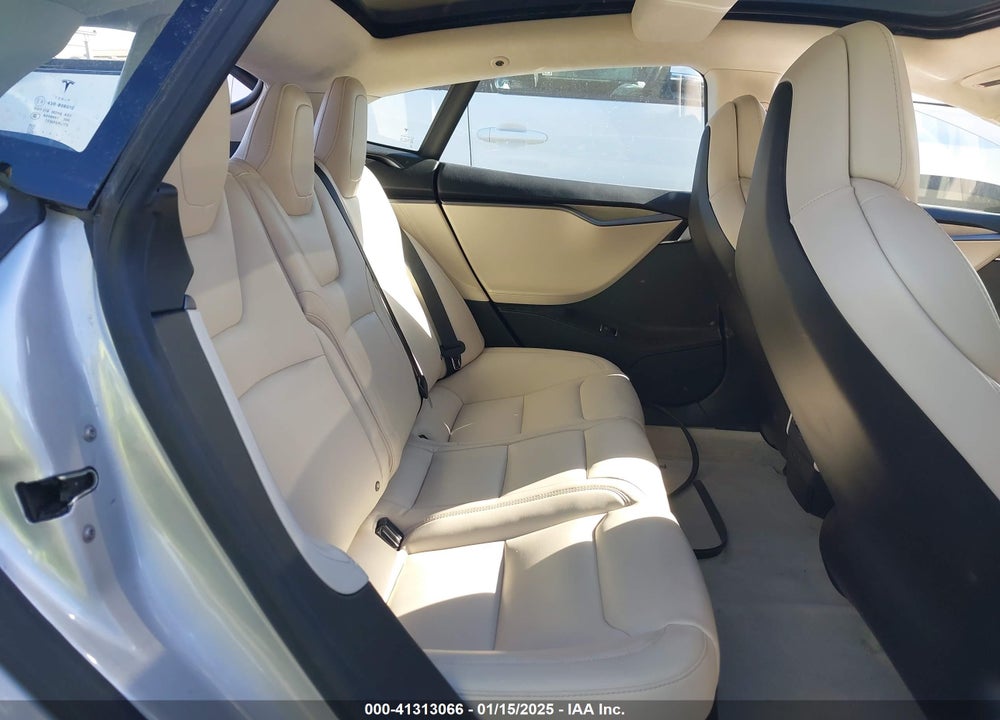 2018 TESLA MODEL S VIN: 5YJSA1E26JF271430