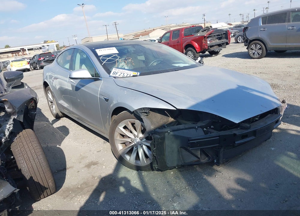 2018 TESLA MODEL S VIN: 5YJSA1E26JF271430