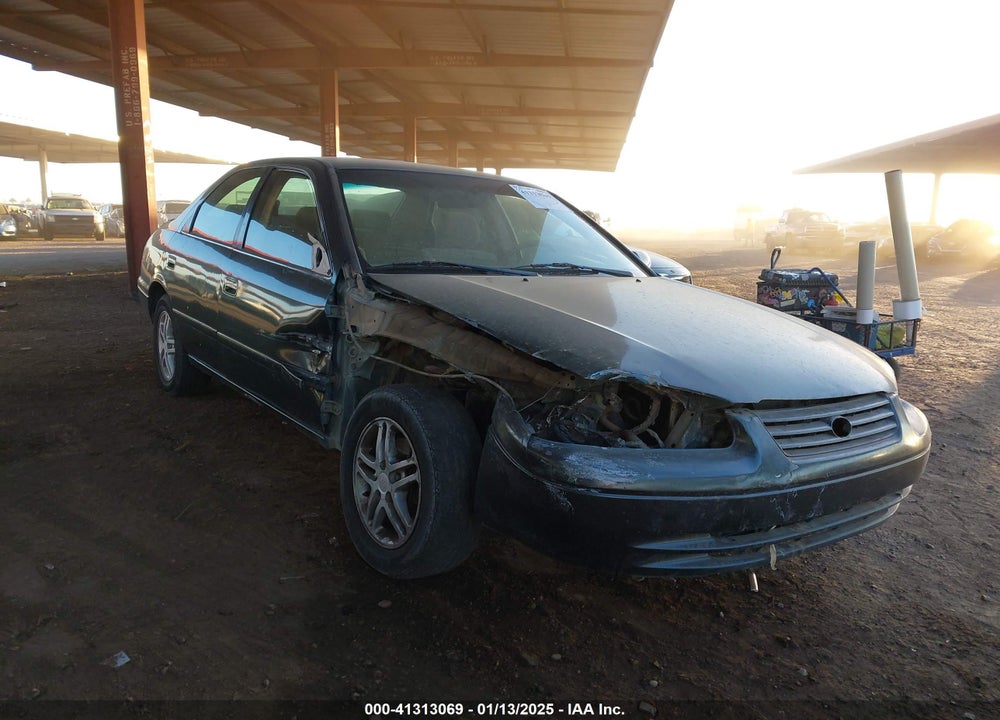 2001 TOYOTA CAMRY LE VIN: JT2BG22K610553633