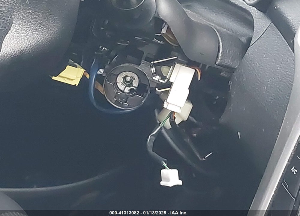 2017 HYUNDAI ELANTRA GT VIN: KMHD35LH6HU352216