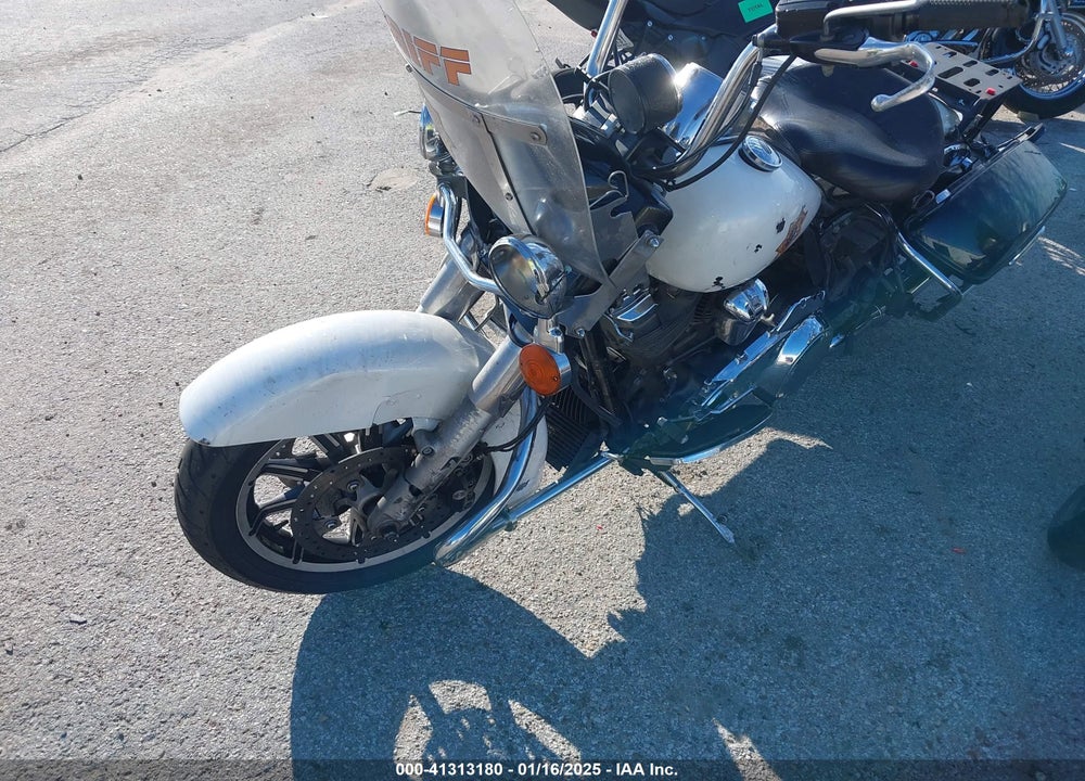2017 HARLEY-DAVIDSON FLHP POLICE ROAD KING VIN: 1HD1FHC11HB626855