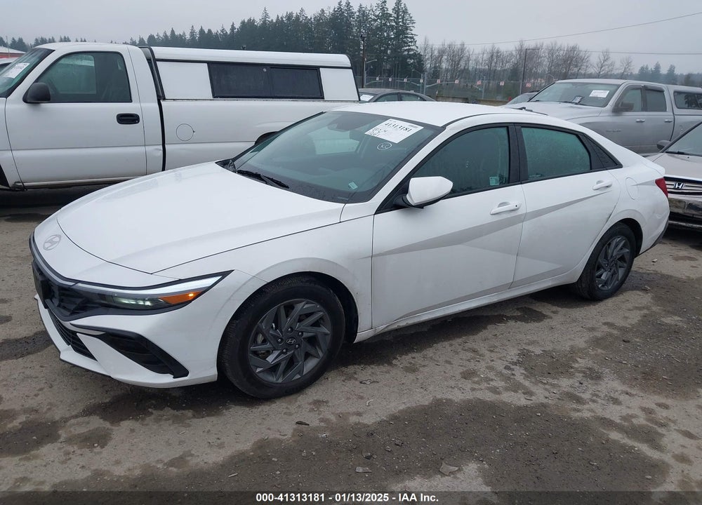 2024 HYUNDAI ELANTRA SEL VIN: KMHLM4DG4RU821510