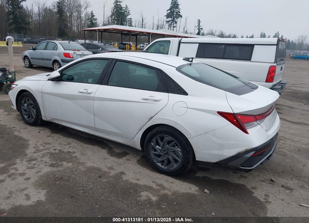 2024 HYUNDAI ELANTRA SEL VIN: KMHLM4DG4RU821510