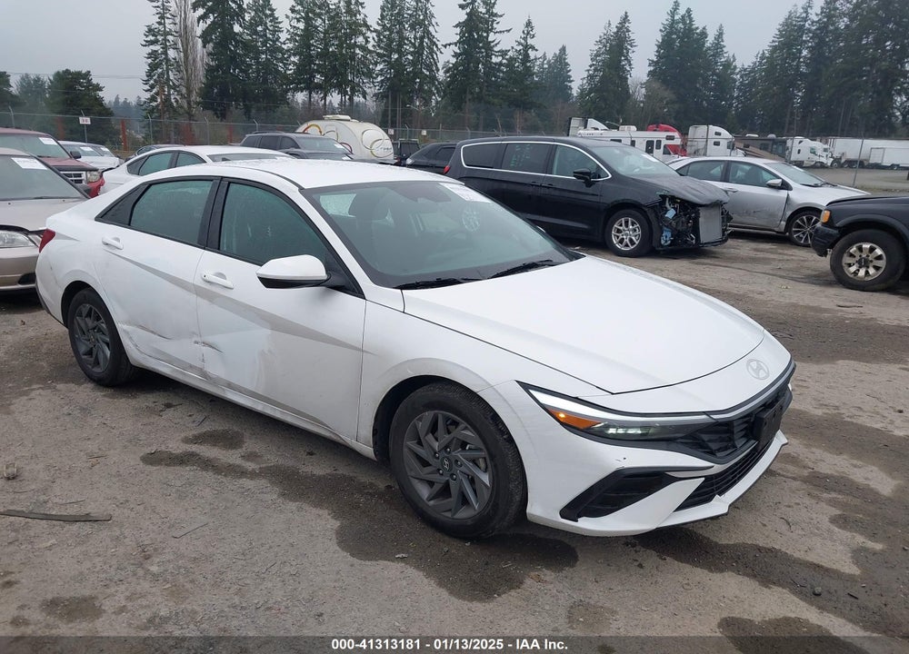 2024 HYUNDAI ELANTRA SEL VIN: KMHLM4DG4RU821510