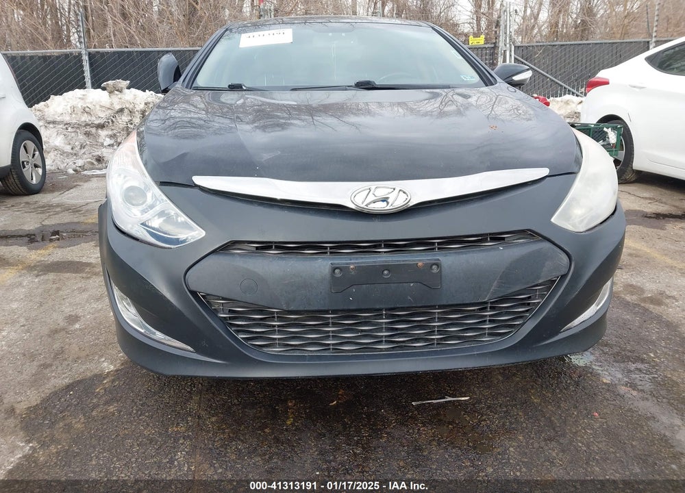 2014 HYUNDAI SONATA VIN: KMHEC4A47EA105492
