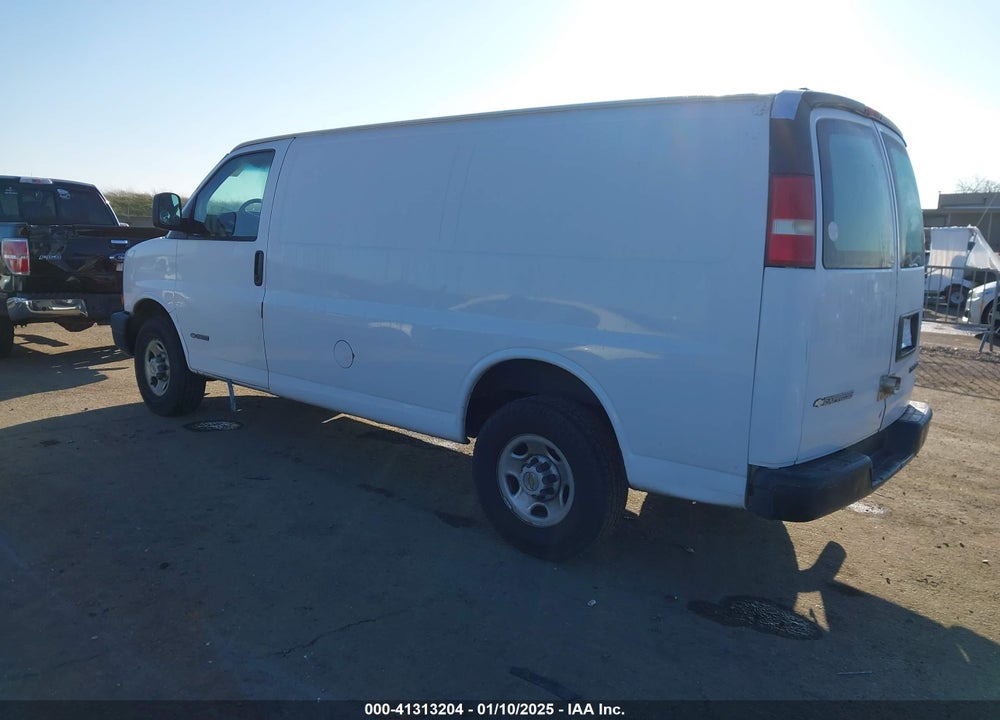 2005 CHEVROLET EXPRESS VIN: 1GCGG25VX51141640