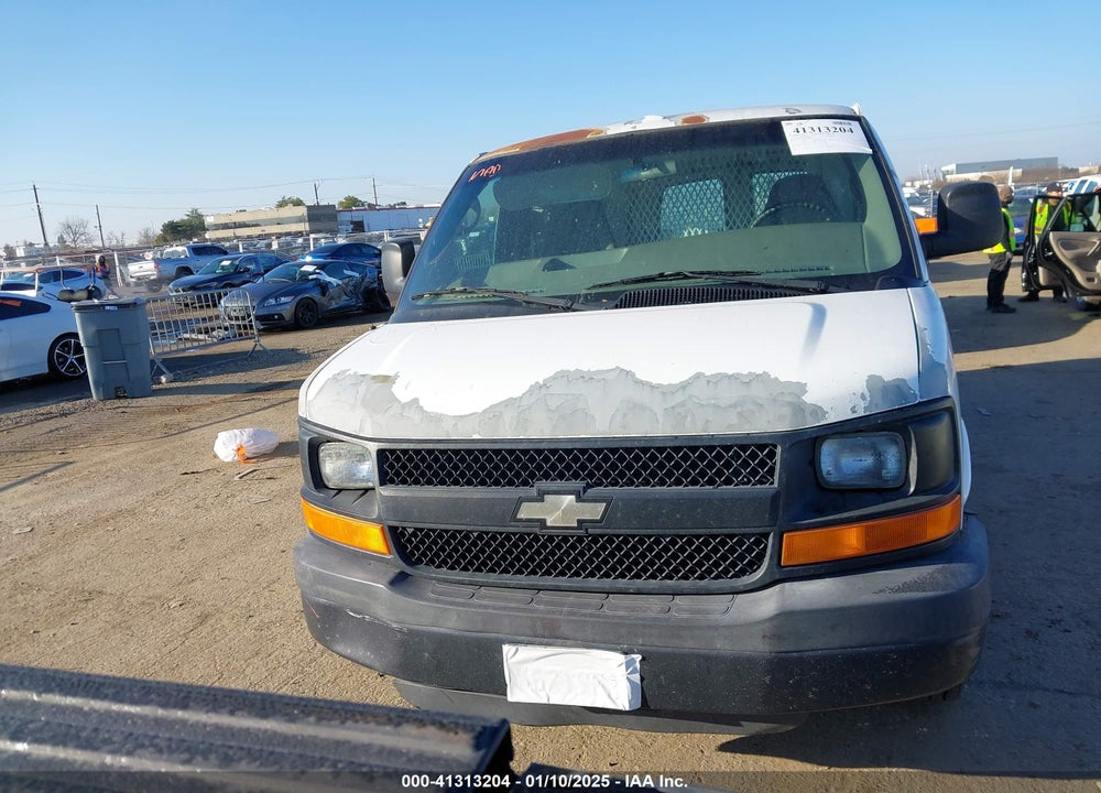 2005 CHEVROLET EXPRESS VIN: 1GCGG25VX51141640