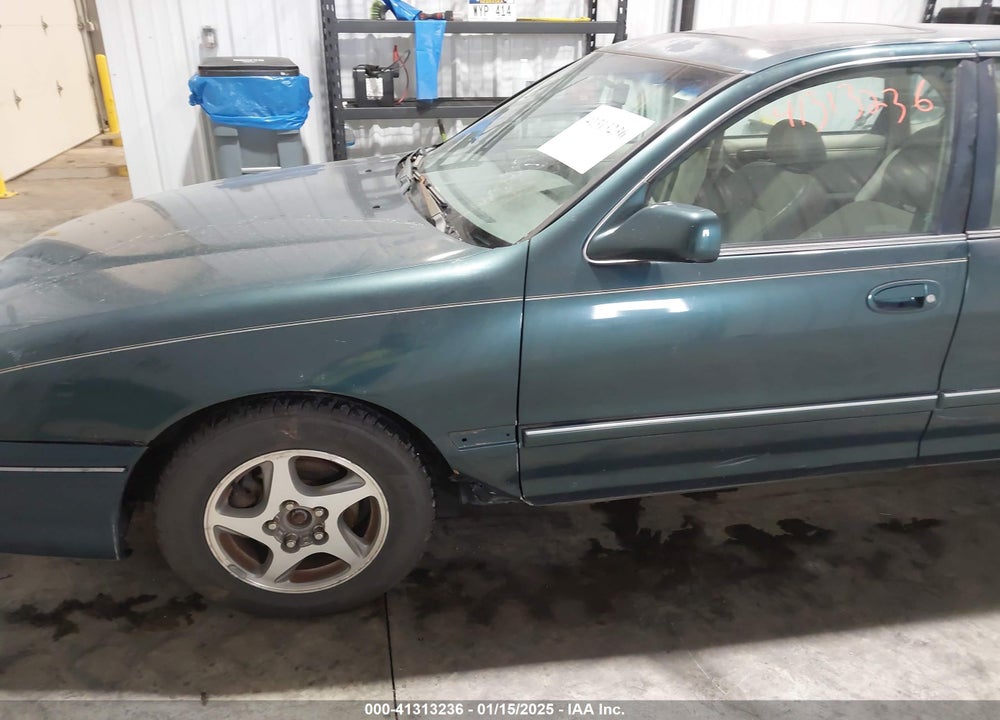 1999 TOYOTA AVALON XLS VIN: 4T1BF18B5XU324191