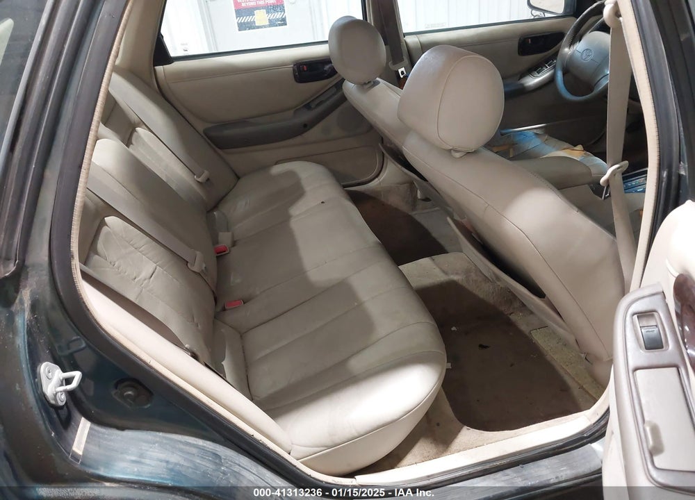 1999 TOYOTA AVALON XLS VIN: 4T1BF18B5XU324191