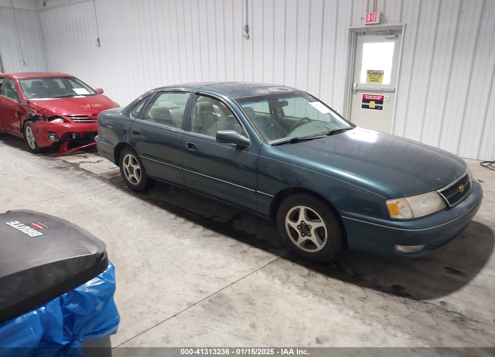 1999 TOYOTA AVALON XLS VIN: 4T1BF18B5XU324191