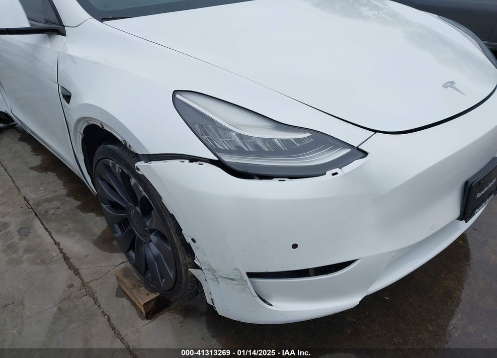 2020 TESLA MODEL Y LONG RANGE DUAL MOTOR ALL-WHEEL DRIVE/PERFORMANCE DUAL MOTOR ALL-WHEEL DRIVE VIN: 5YJYGDEF4LF028053
