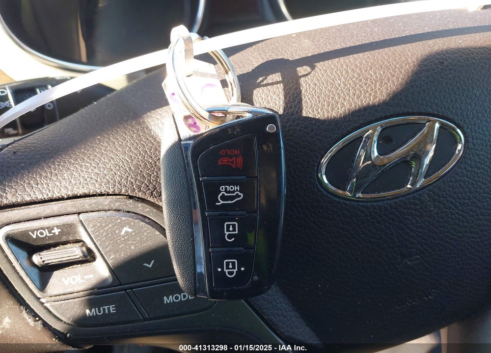 2015 HYUNDAI SANTA FE GLS VIN: KM8SNDHF7FU110339