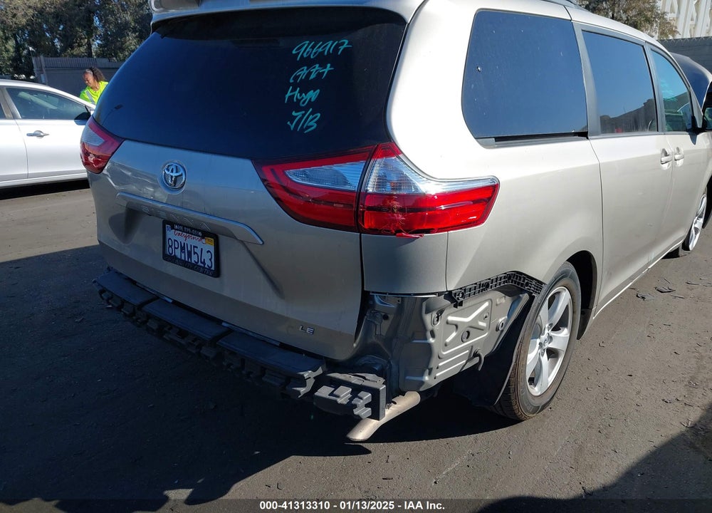 2017 TOYOTA SIENNA VIN: 5TDKZ3DC8HS881236