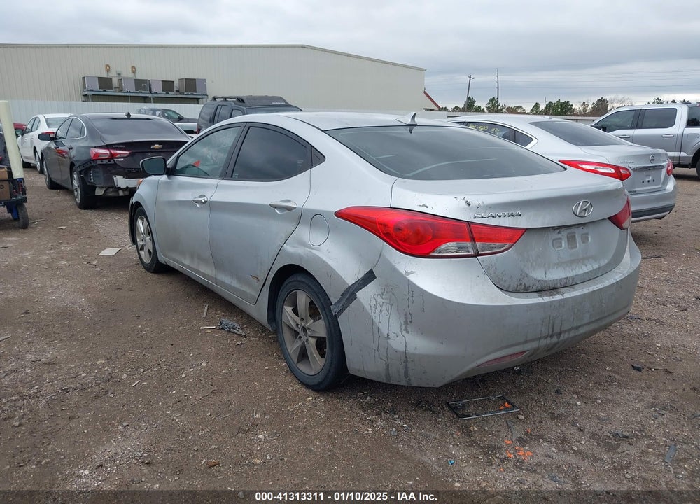 2013 HYUNDAI ELANTRA VIN: 5NPDH4AE6DH416347