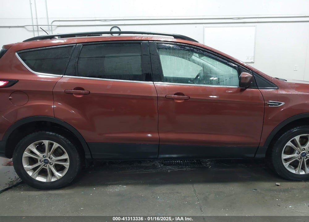 2018 FORD ESCAPE SE VIN: 1FMCU9GD7JUA86864