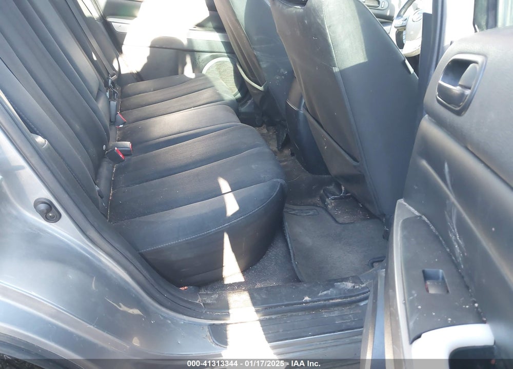 2010 MAZDA CX-7 SPORT VIN: JM3ER2W52A0304692