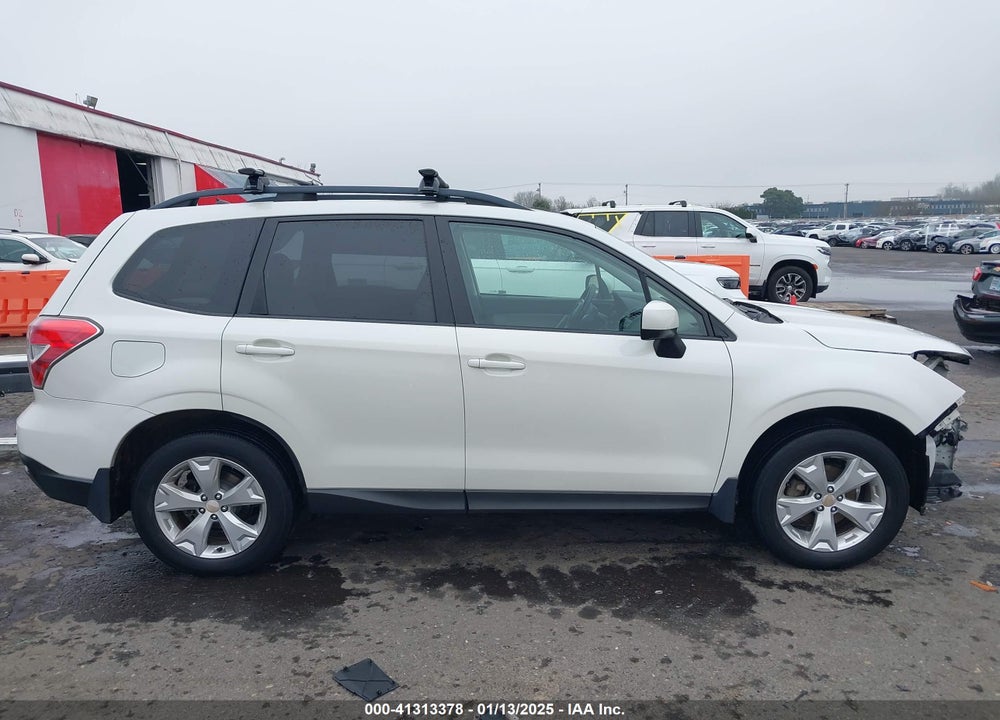 2014 SUBARU FORESTER 2.5I PREMIUM VIN: JF2SJAEC1EH501617