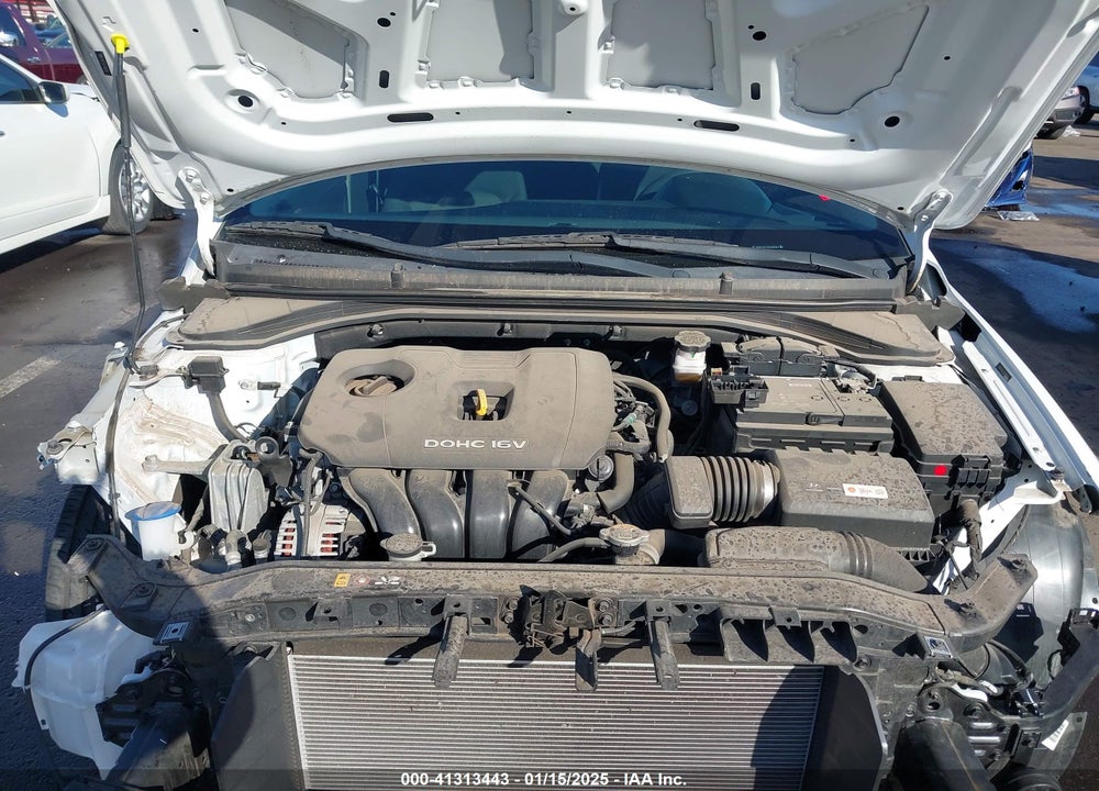2018 HYUNDAI ELANTRA VIN: 5NPD74LF3JH289674