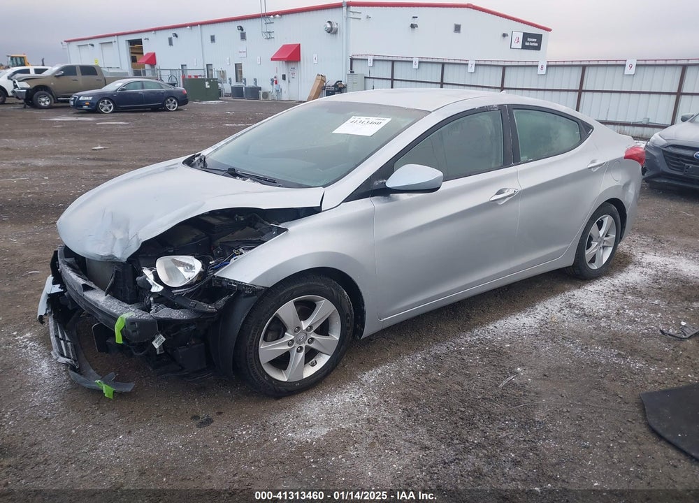 2013 HYUNDAI ELANTRA VIN: 5NPDH4AE5DH339664