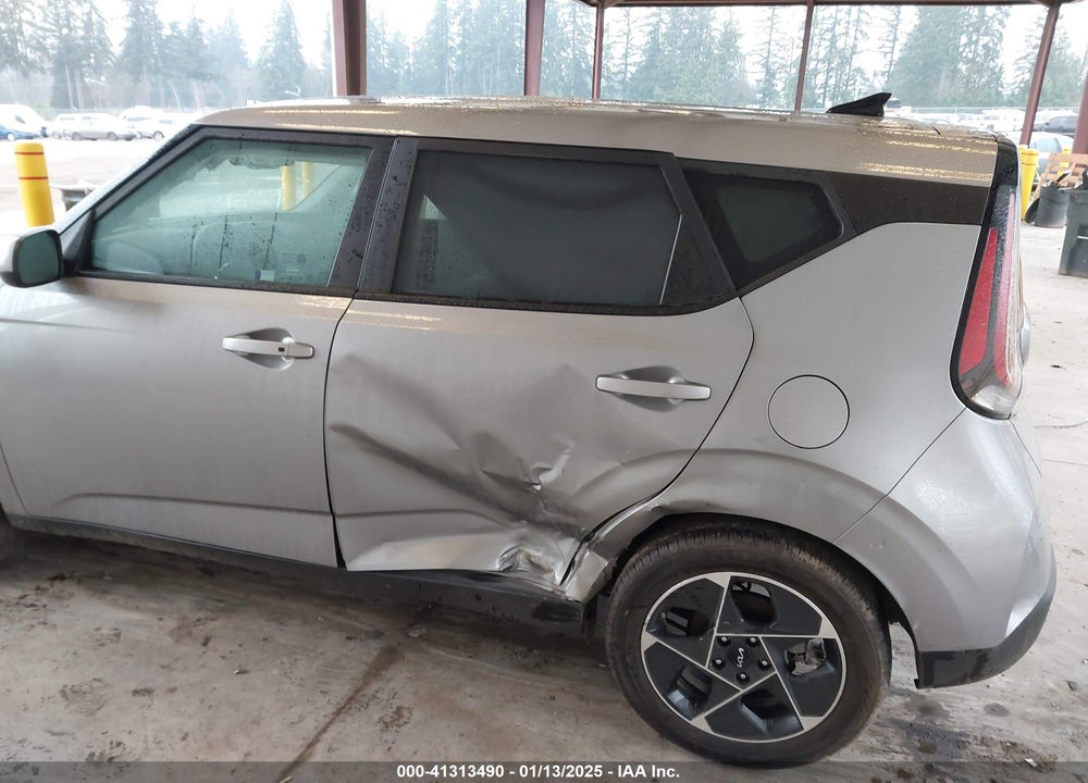 2023 KIA SOUL VIN: KNDJ33AU2P7867965