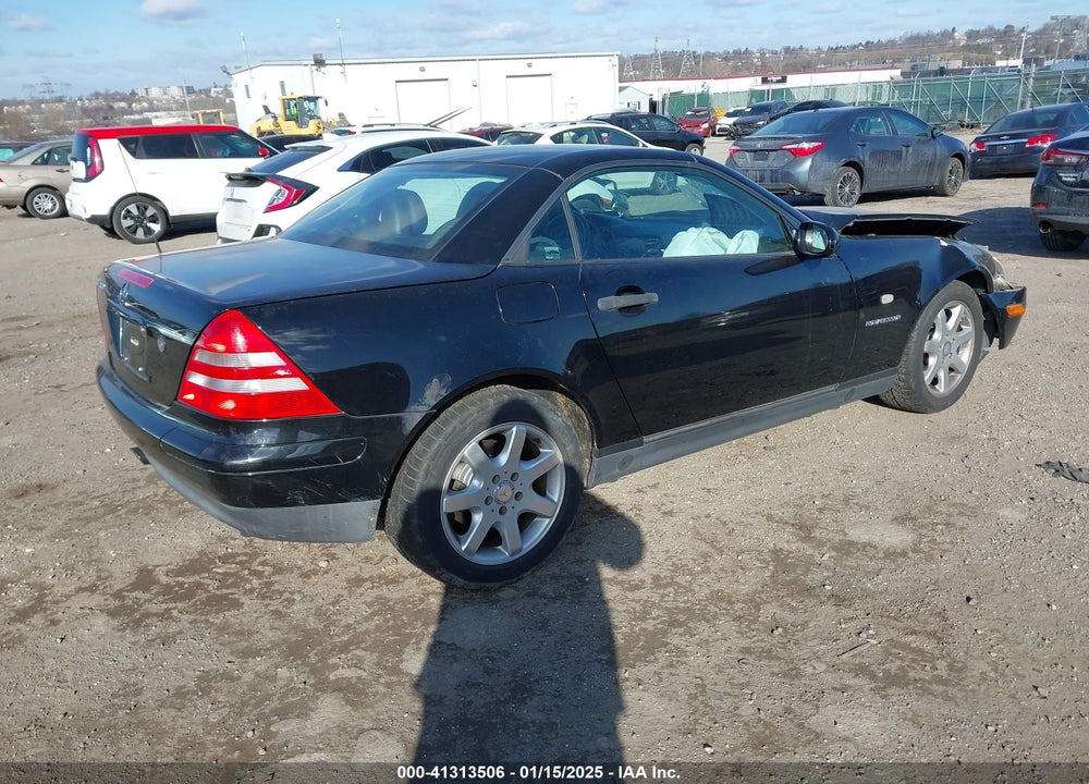 1999 MERCEDES-BENZ SLK-CLASS VIN: WDBKK47F5XF106423