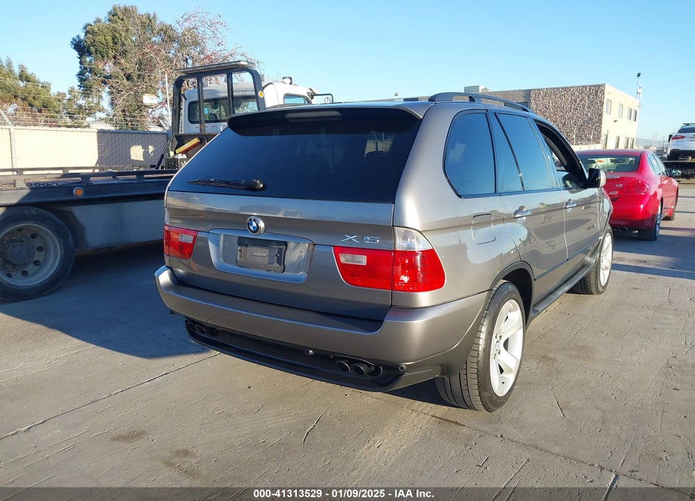 2005 BMW X5 4.4I VIN: 5UXFB53535LV17550