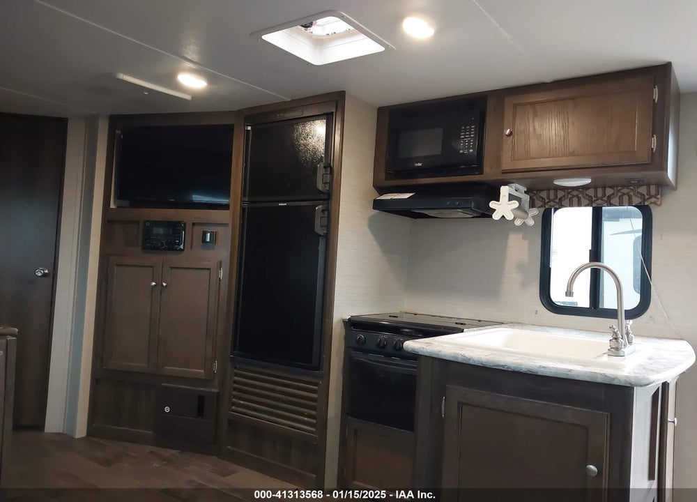 2017 KEYSTONE BULLET ULTRA LITE SE VIN: 4YDT26921HX426536