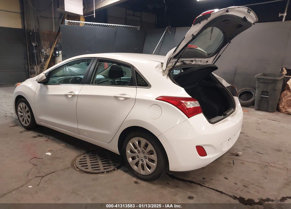 2017 HYUNDAI ELANTRA GT VIN: KMHD35LH1HU383924