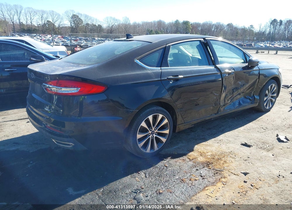 2019 FORD FUSION SE VIN: 3FA6P0T99KR274807