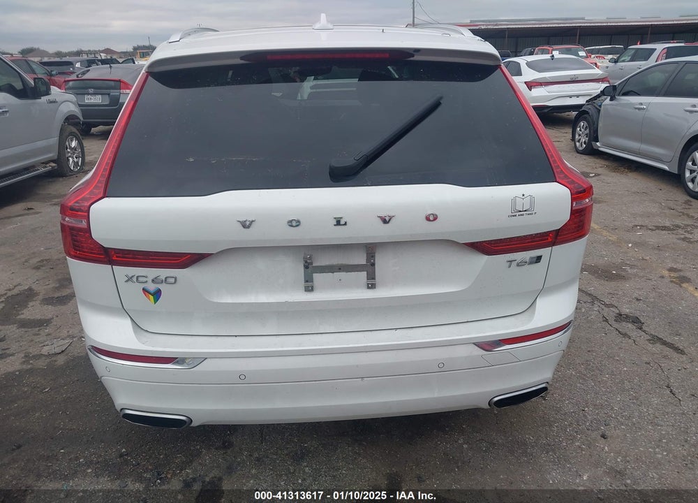 2018 VOLVO XC60 T6 INSCRIPTION VIN: YV4A22RLXJ1040411