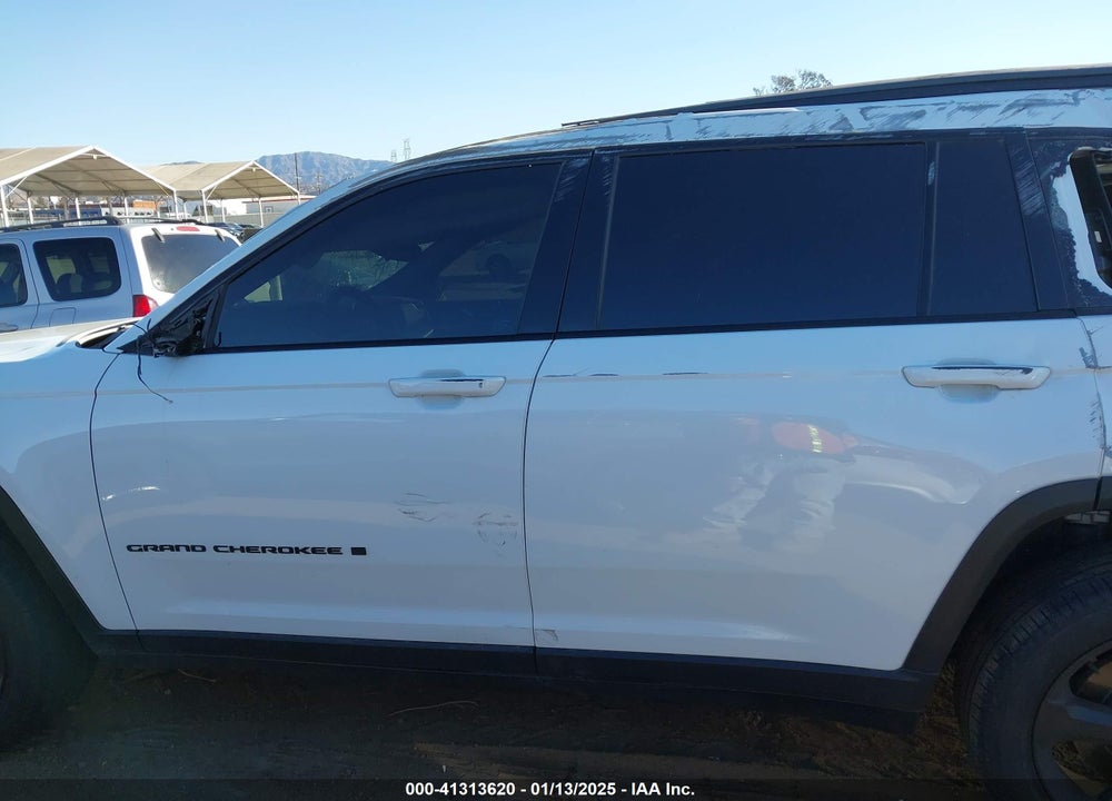 2024 JEEP GRAND CHEROKEE L LIMITED 4X4 VIN: 1C4RJKBG3R8531184