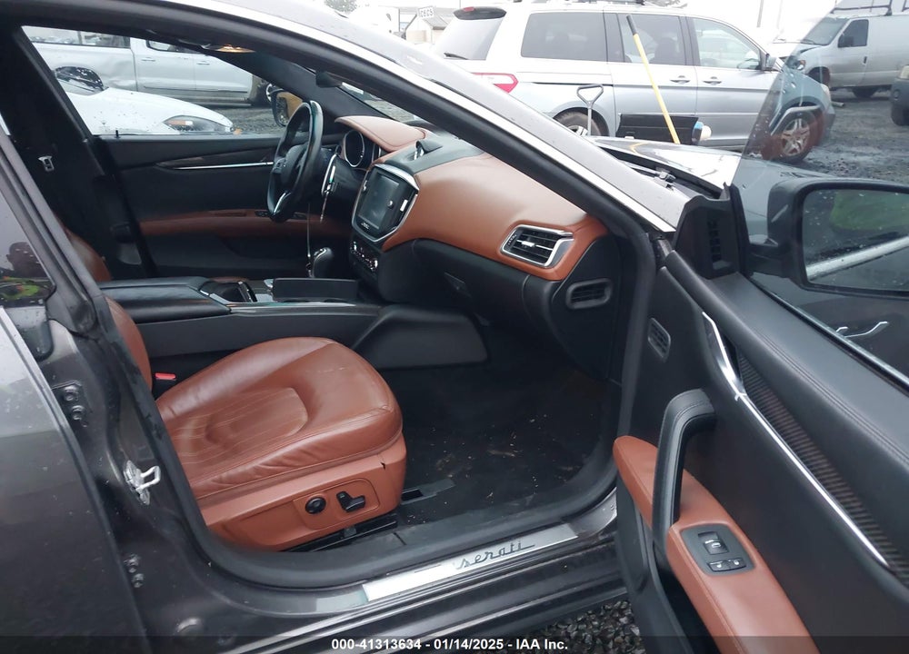 2014 MASERATI GHIBLI VIN: ZAM57RTA3E1095290