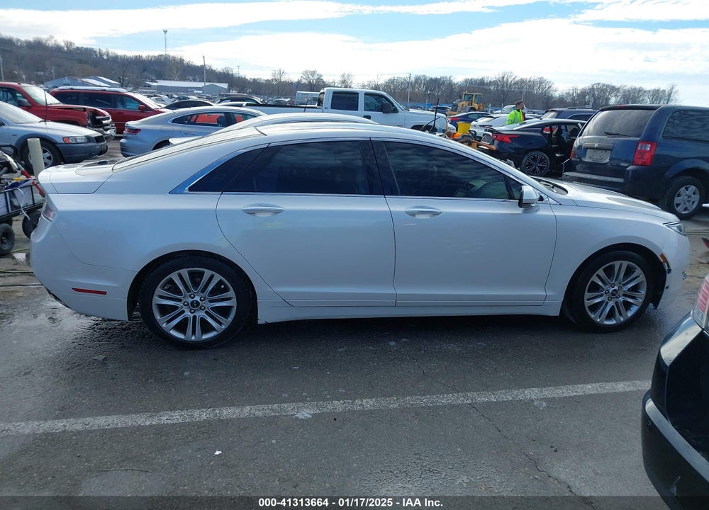 2015 LINCOLN MKZ HYBRID VIN: 3LN6L2LU3FR607879