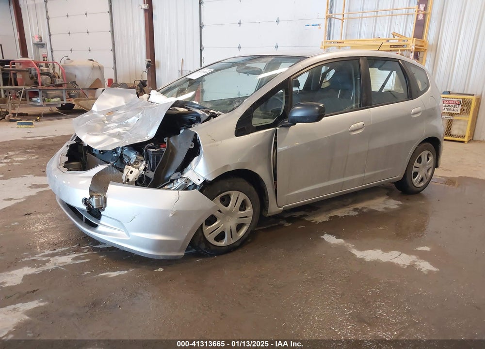 2011 HONDA FIT VIN: JHMGE8H39BS009752
