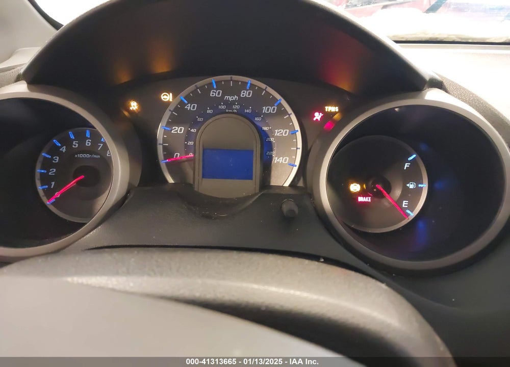 2011 HONDA FIT VIN: JHMGE8H39BS009752
